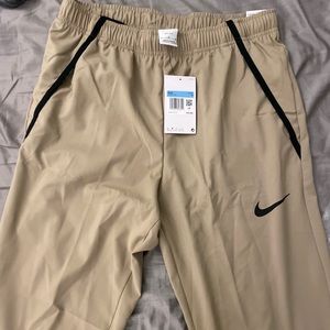 Nike Dri-Fit Woven Training Pants (Khaki, Medium)